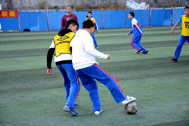 周中欧战淘汰赛赛果：欧冠客队强势 欧协主队完胜